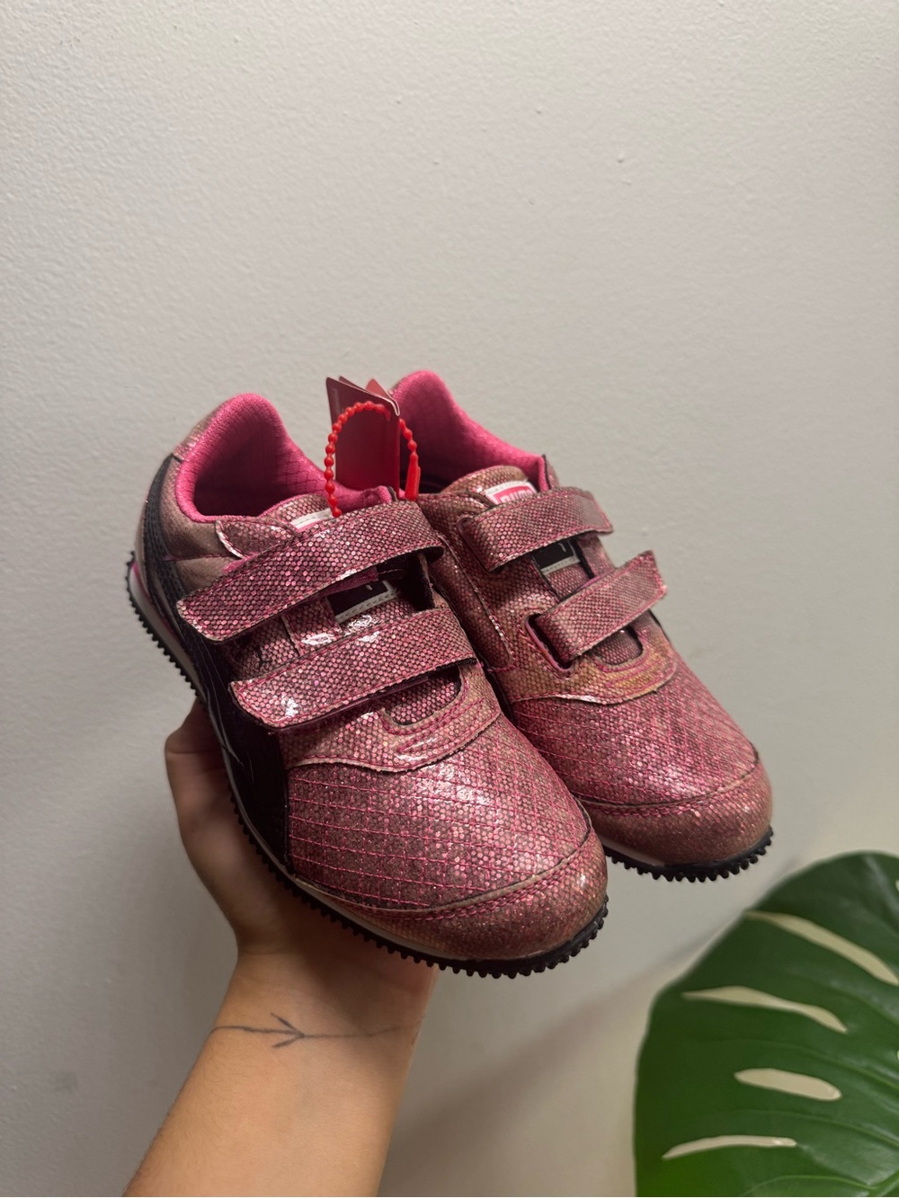 Puma Kids Pink Glitter Velcro Sneakers